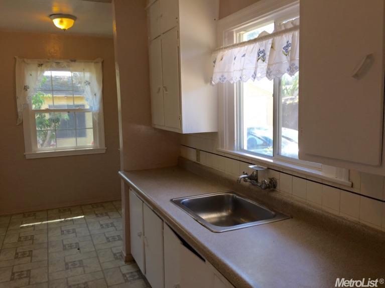 911 Sutter Ave, Modesto, CA 95351 photo 9