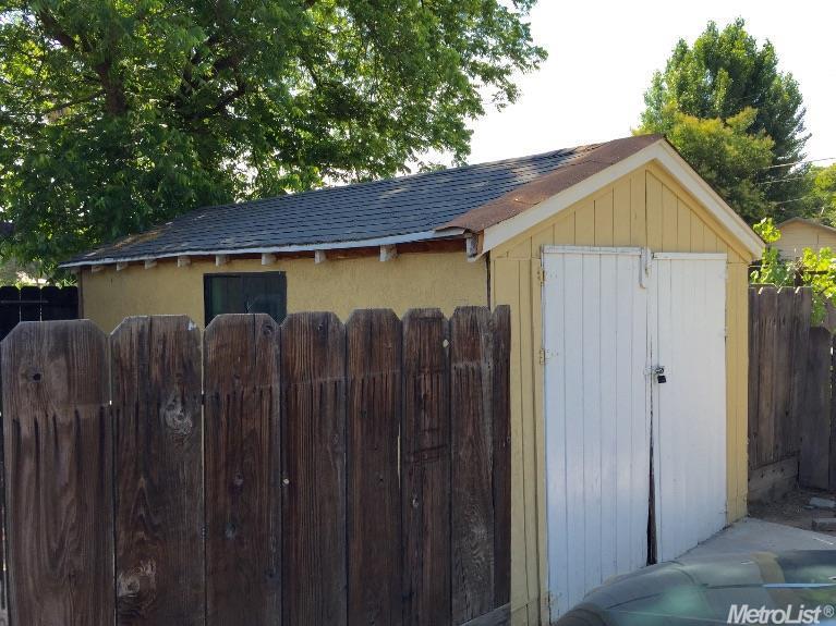 911 Sutter Ave, Modesto, CA 95351 photo 1