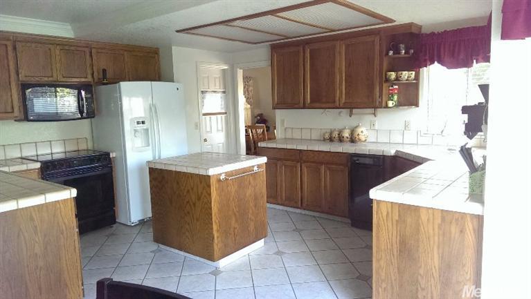 1655 Ellis Ln, Manteca, CA 95337 photo 6
