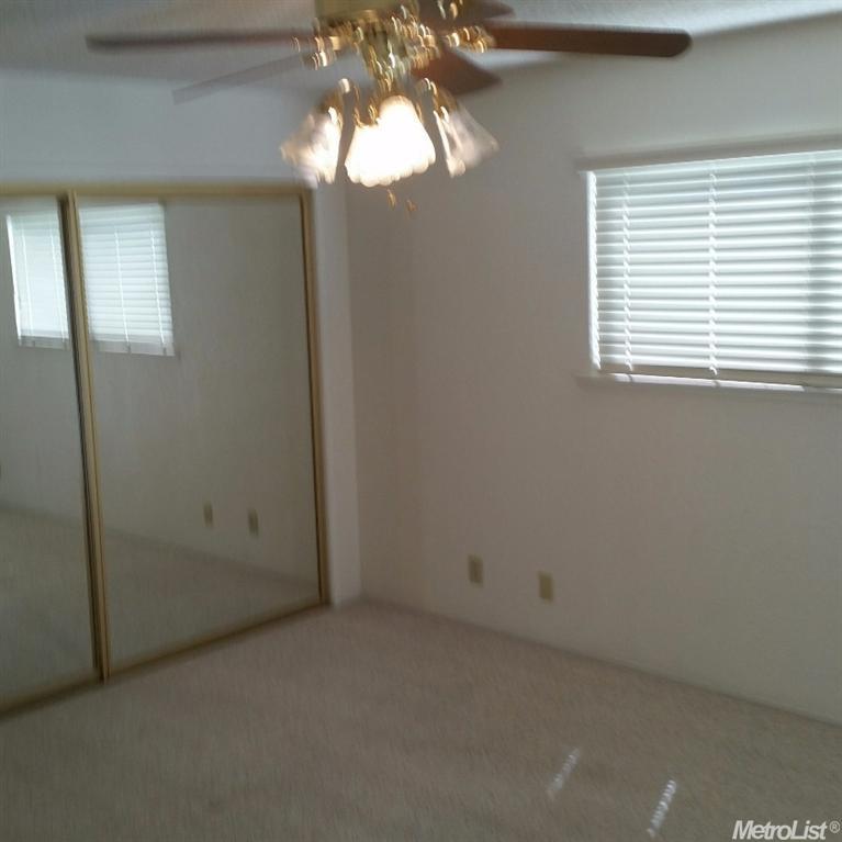 225 S Wilma Ave, Ripon, CA 95366 photo 5