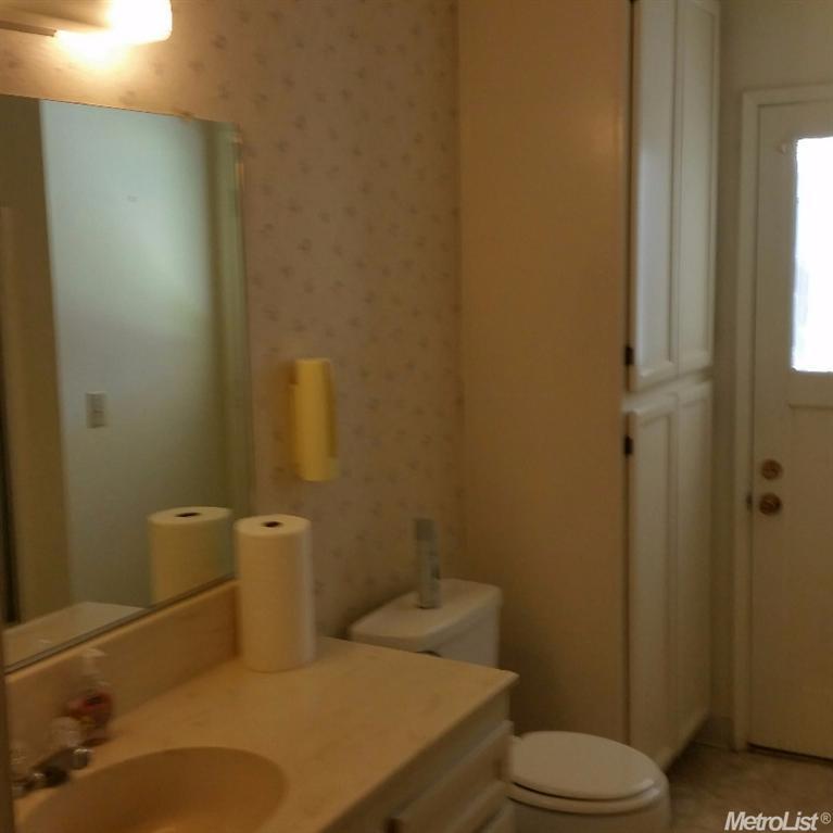 225 S Wilma Ave, Ripon, CA 95366 photo 11