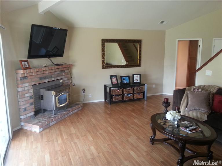 310 Gail, Lathrop, CA 95330 photo 5