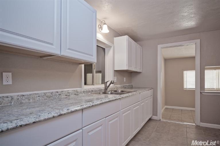 819 Kerr Ave, Modesto, CA 95354 photo 4