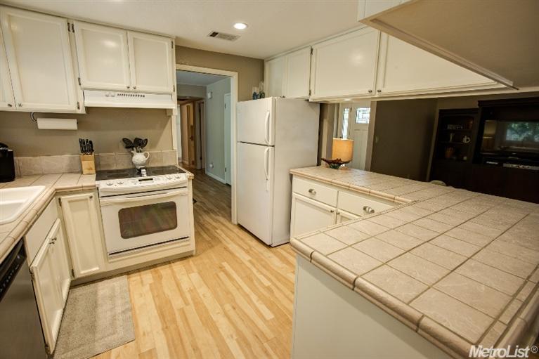 9153 Pershing Ave, Orangevale, CA 95662 photo 7