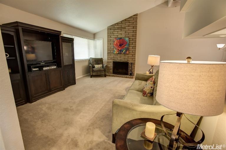 9153 Pershing Ave, Orangevale, CA 95662 photo 4