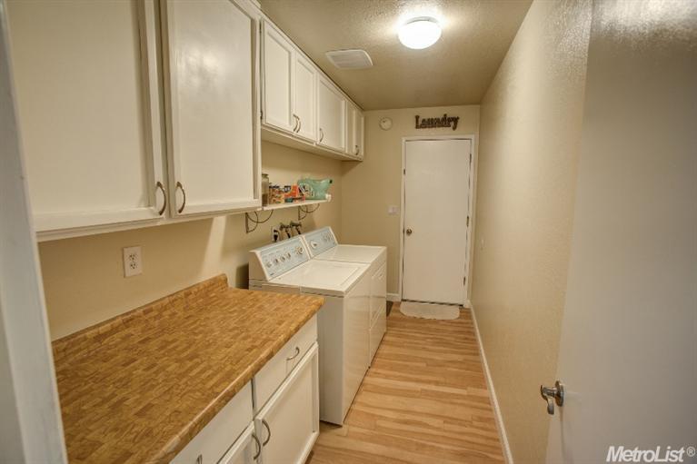 9153 Pershing Ave, Orangevale, CA 95662 photo 13