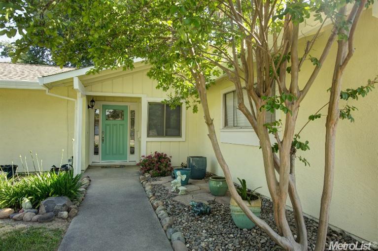 9153 Pershing Ave, Orangevale, CA 95662 photo 2