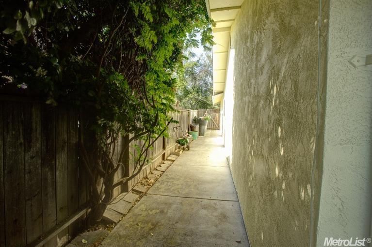 9153 Pershing Ave, Orangevale, CA 95662 photo 22