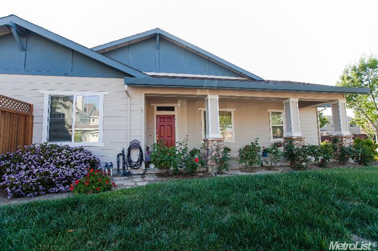 1712 Peony Dr, Tracy, CA 95377 photo 1