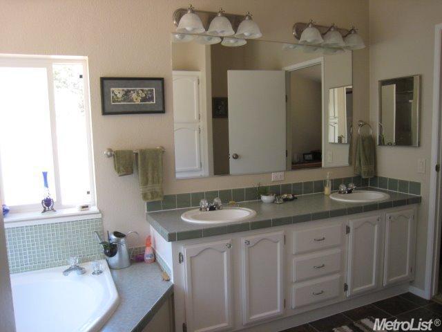 100 Cool Haven Ct, Cool, CA 95614 photo 19