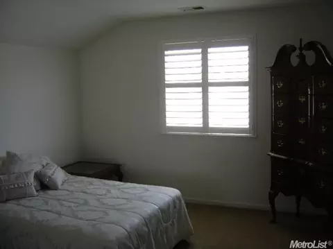 242 Scarlet, Patterson, CA 95363 photo 15