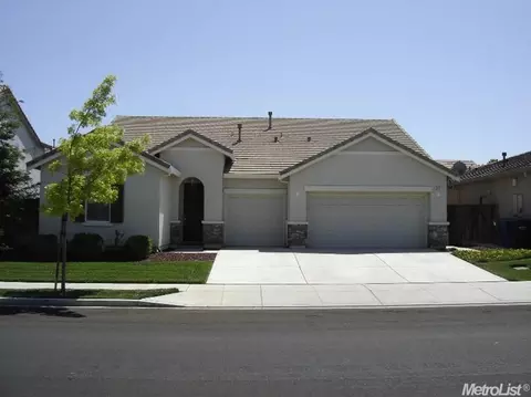 242 Scarlet, Patterson, CA 95363 photo 1