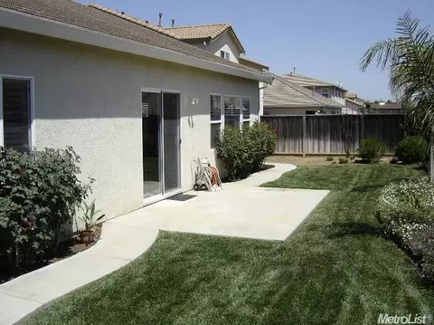 242 Scarlet, Patterson, CA 95363 photo 18