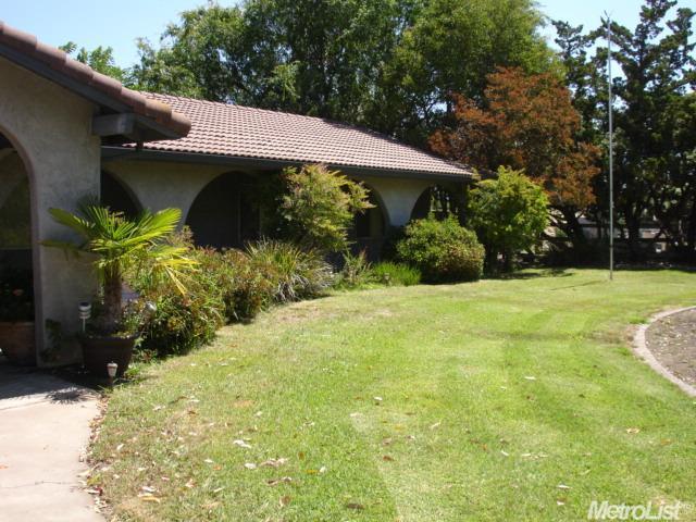 22069 E 3rd, Linden, CA 95236 photo 4