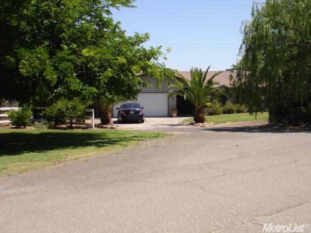 22069 E 3rd, Linden, CA 95236 photo 1