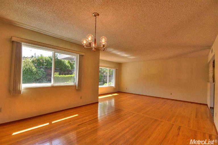 5104 Schuyler Dr, Carmichael, CA 95608 photo 11
