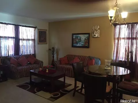1408 Angus, Patterson, CA 95363 photo 3