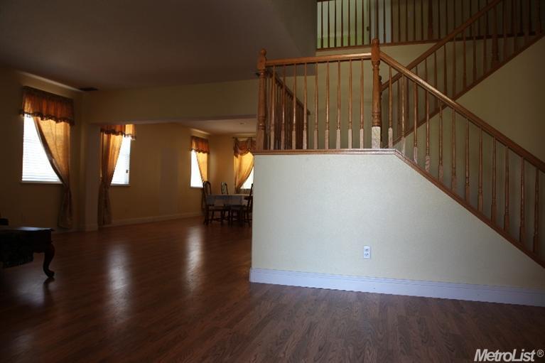 11050 Woodring Dr, Mather, CA 95655 photo 4