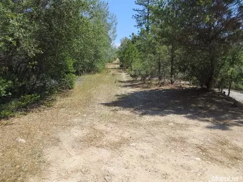 13513 Shake Ridge Rd, Sutter Creek, CA 95685 photo 4