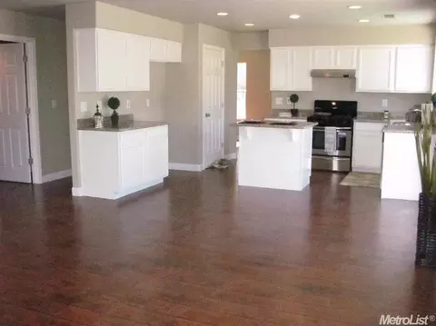 1753 Ruth Dr, Ripon, CA 95366 photo 6