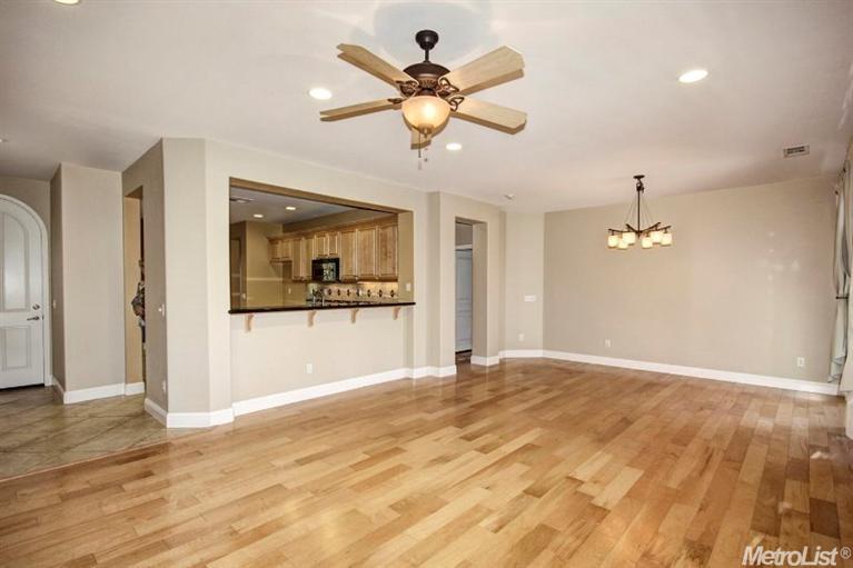 2081 Holt Dr, Lodi, CA 95242 photo 8
