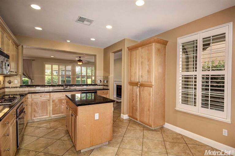 2081 Holt Dr, Lodi, CA 95242 photo 12