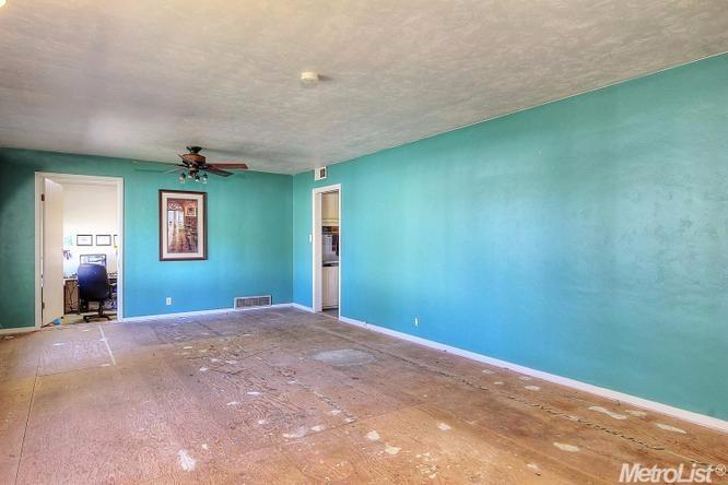 1406 Locke Rd, Modesto, CA 95355 photo 3