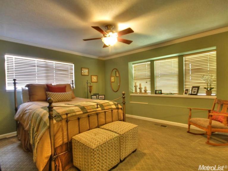 2708 Deerfield Pl, Modesto, CA 95355 photo 8