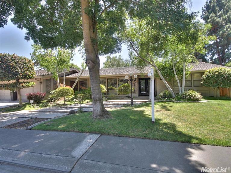2708 Deerfield Pl, Modesto, CA 95355 photo 1