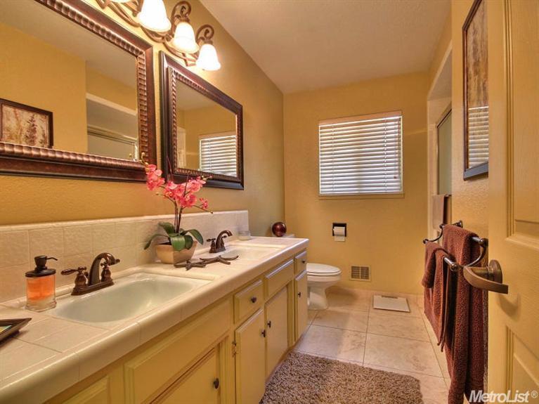 2708 Deerfield Pl, Modesto, CA 95355 photo 9
