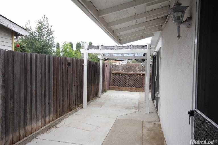 3237 Davidson Dr, Antelope, CA 95843 photo 8