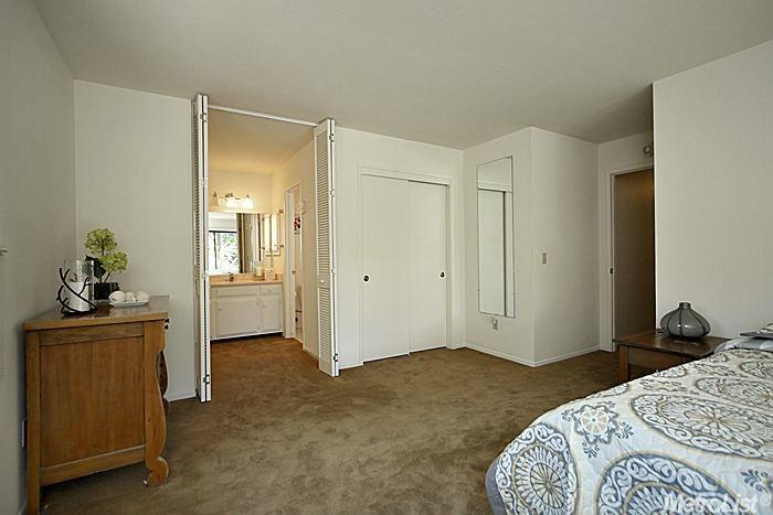 609 Marina Cir, Davis, CA 95616 photo 15