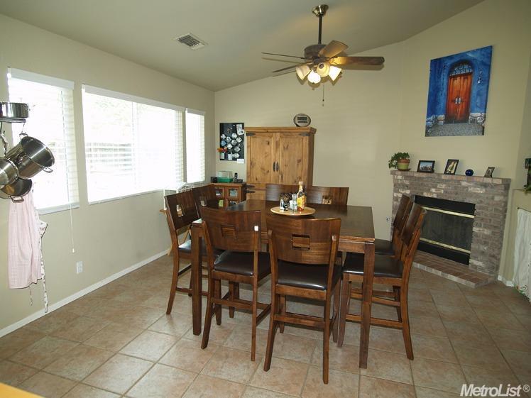 872 Rolling Oak Ct, Modesto, CA 95351 photo 7