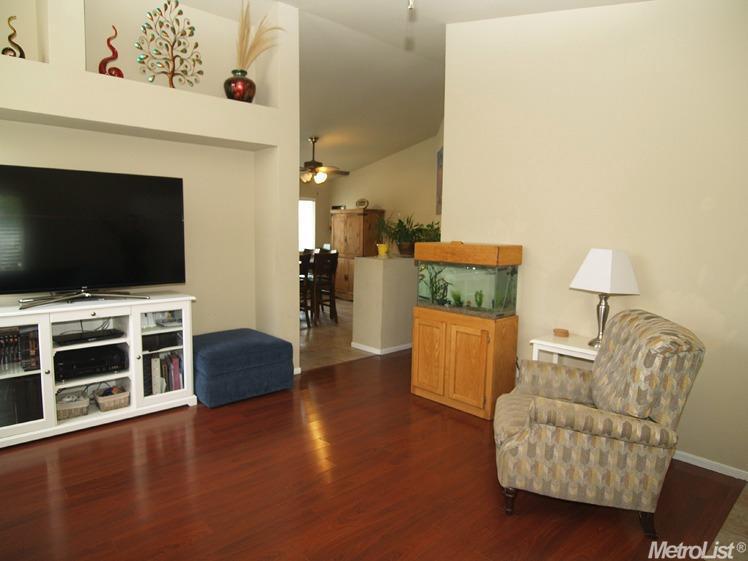 872 Rolling Oak Ct, Modesto, CA 95351 photo 6