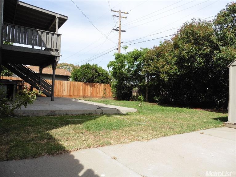 624 Lenore Dr, Modesto, CA 95351 photo 6