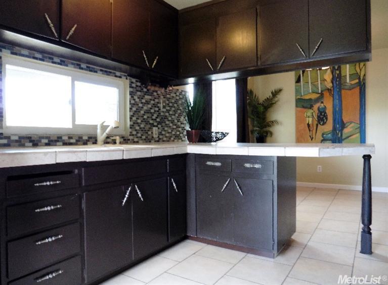 624 Lenore Dr, Modesto, CA 95351 photo 10