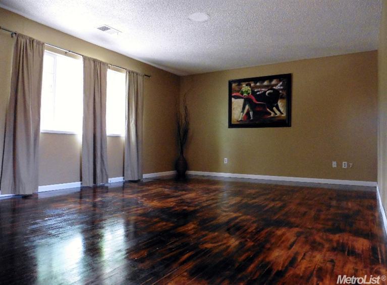 624 Lenore Dr, Modesto, CA 95351 photo 8