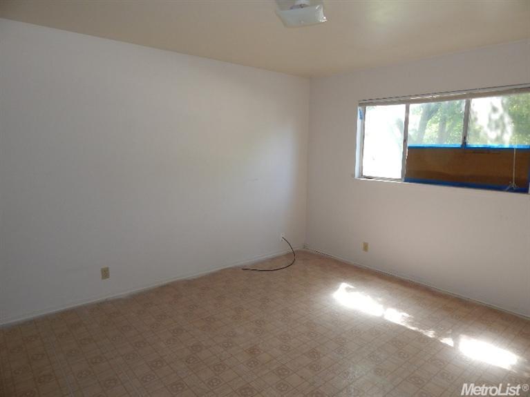 559 Sonora Ave, Lodi, CA 95240 photo 6