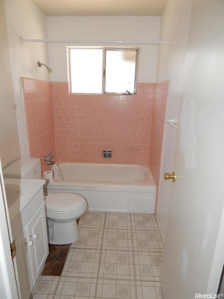 559 Sonora Ave, Lodi, CA 95240 photo 8