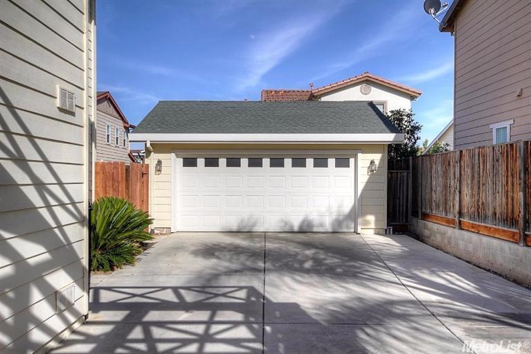 4318 Roxbury Dr, Tracy, CA 95377 photo 2