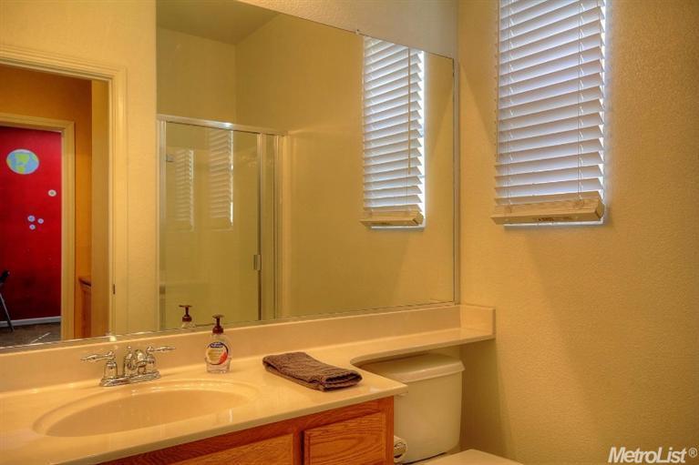 4318 Roxbury Dr, Tracy, CA 95377 photo 14