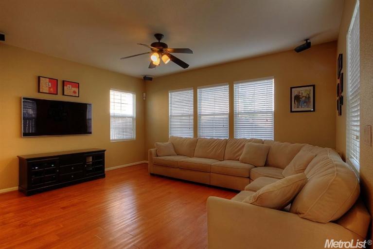 4318 Roxbury Dr, Tracy, CA 95377 photo 12