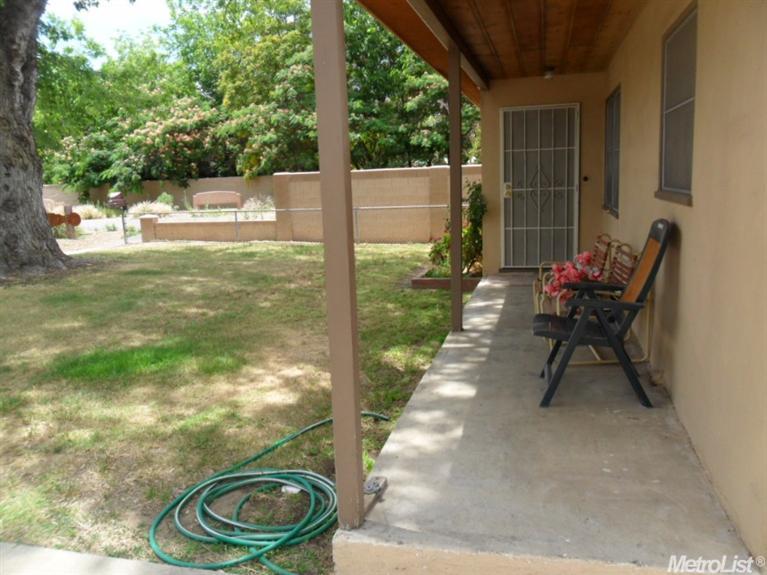 444 Maple St, Modesto, CA 95351 photo 3