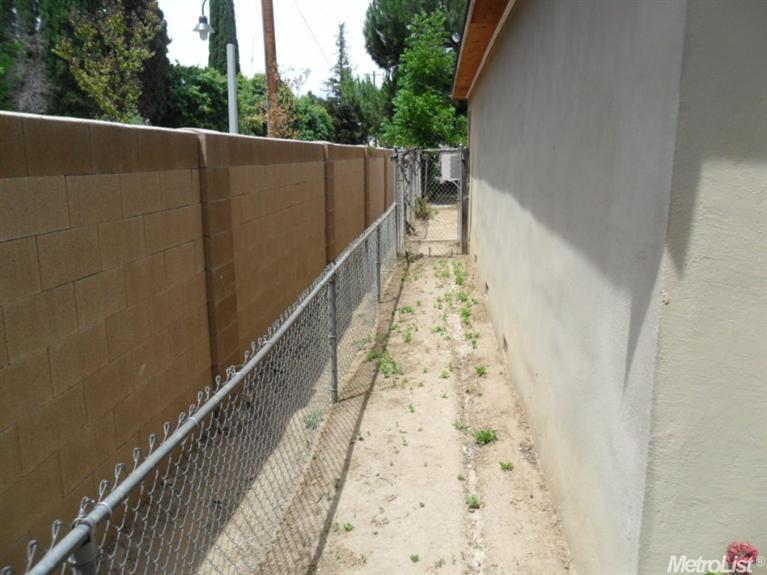 444 Maple St, Modesto, CA 95351 photo 25