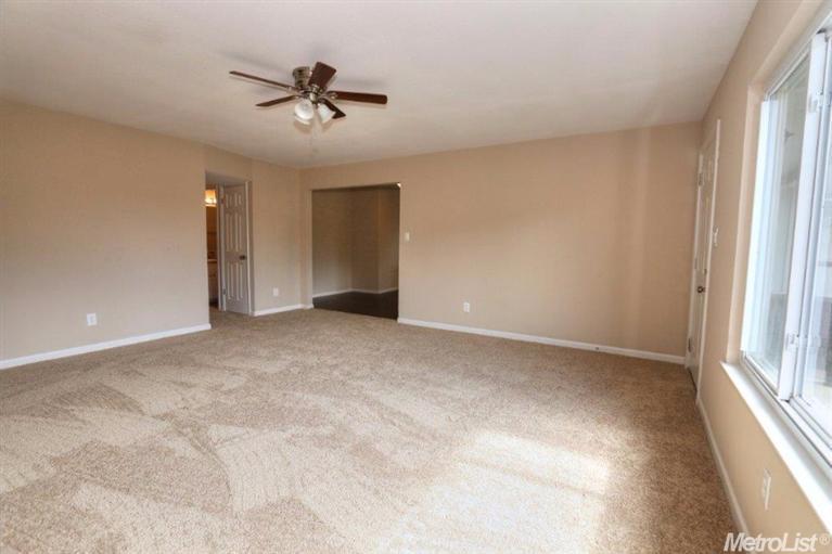 331 Crescent Dr, Galt, CA 95632 photo 5
