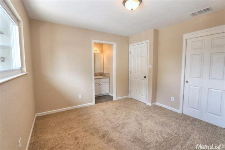 331 Crescent Dr, Galt, CA 95632 photo 16