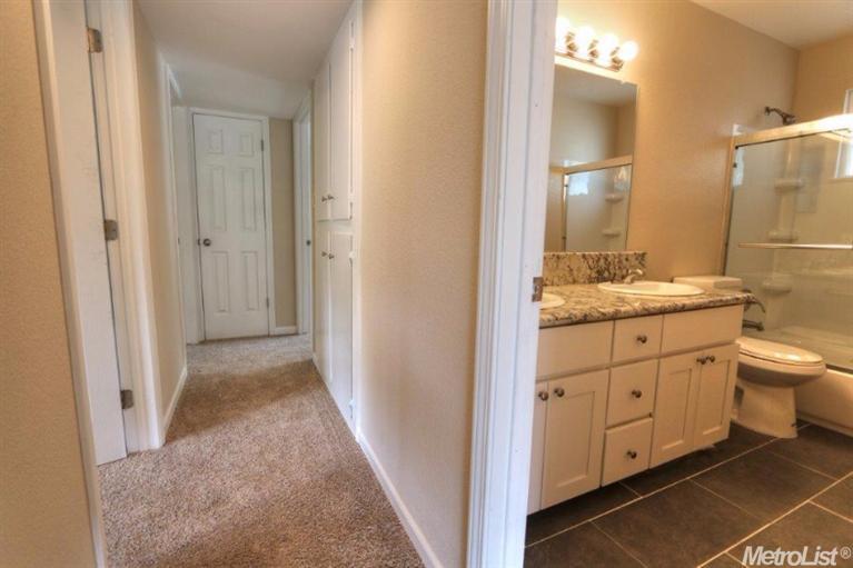 331 Crescent Dr, Galt, CA 95632 photo 12