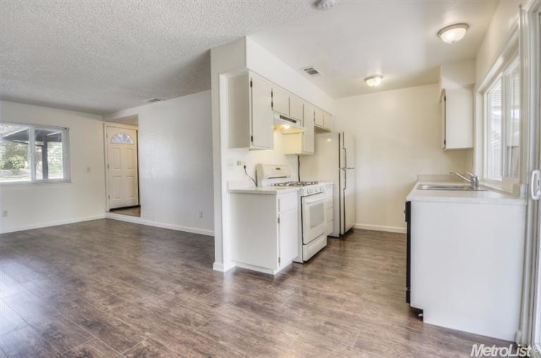 5105 Olean St, Fair Oaks, CA 95628 photo 6