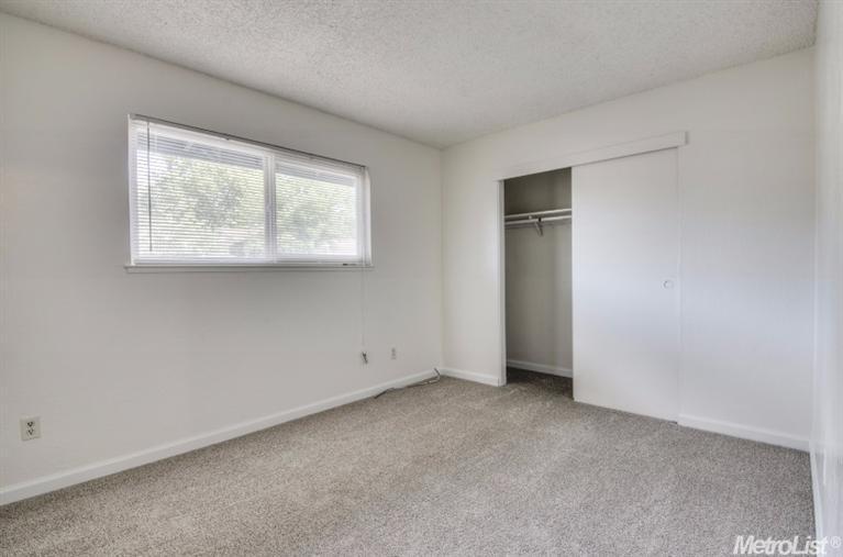 5105 Olean St, Fair Oaks, CA 95628 photo 11