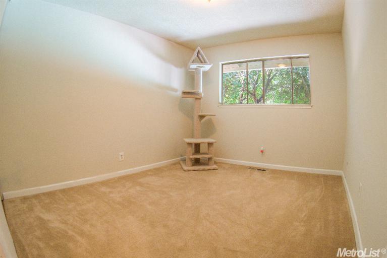 500 Eisenhower St, Davis, CA 95616 photo 13